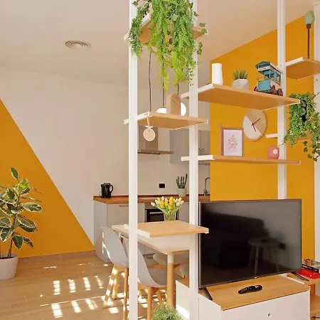 Apartment The Color House *